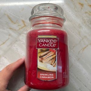 Yankee Candle - Sparkling Cinnamon